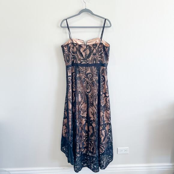 NWT Size 16 City Chic Embroidered Attraction Dress - Picture 4 of 4